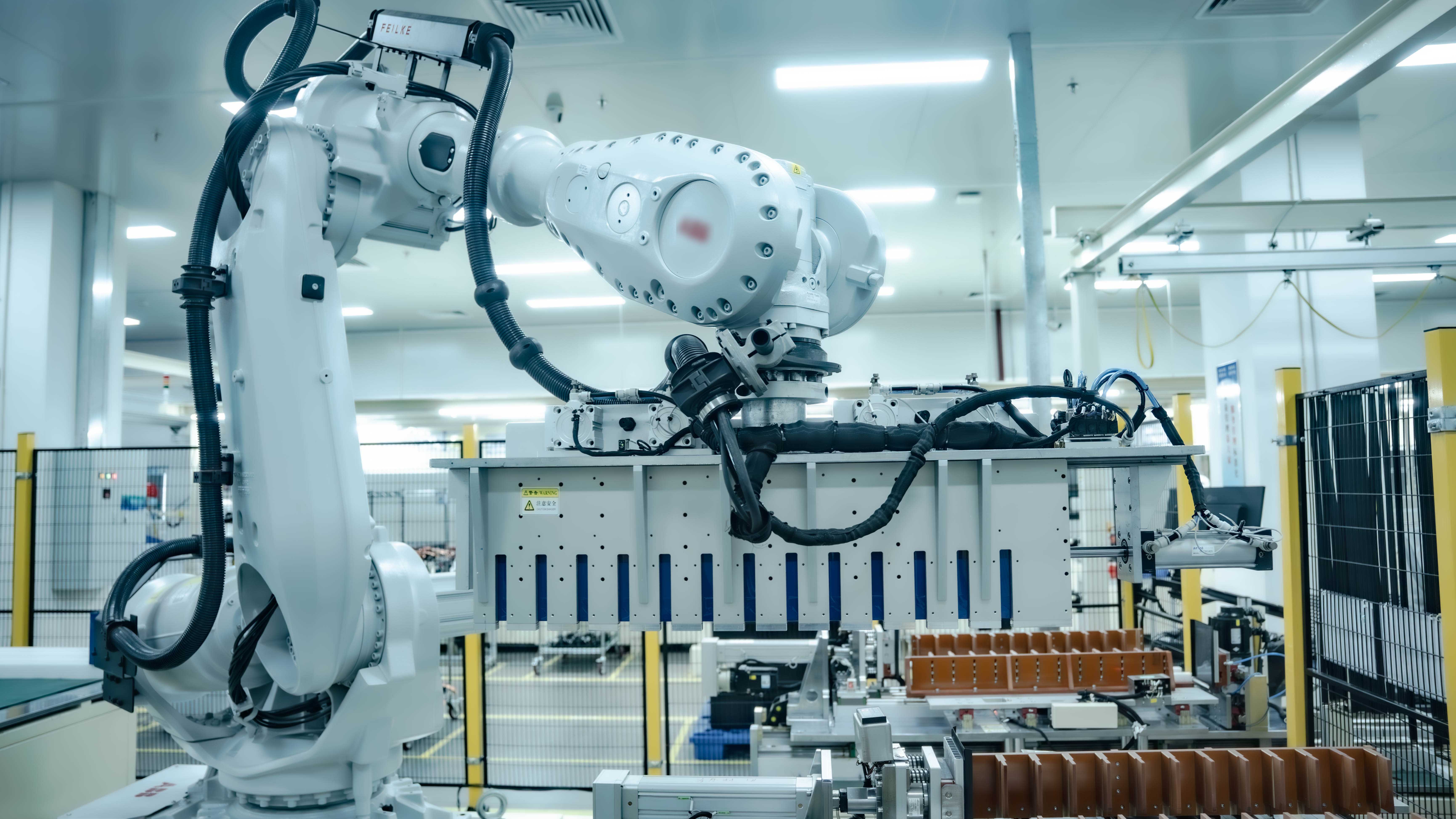 電芯機器人堆疊